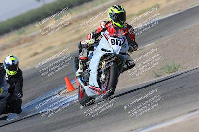 media/Aug-19-2022-TrackDaz (Fri) [[a0110a8595]]/Club Race/10am (Outside Grapevine)/